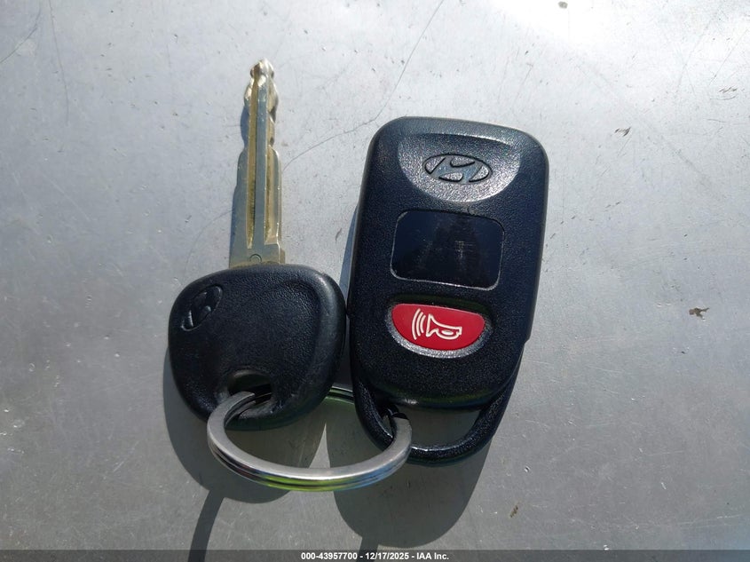 KMHD74LF7KU845956 2019 HYUNDAI ELANTRA photo no. 11