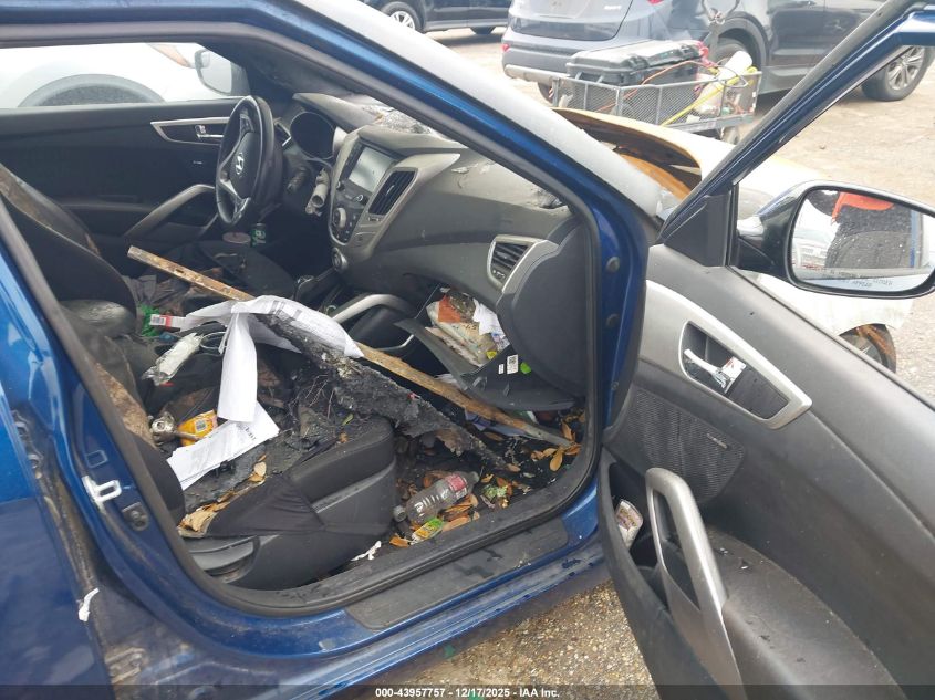 2017 Hyundai Veloster Value Edition VIN: KMHTC6AD4HU322133 Lot: 43957757