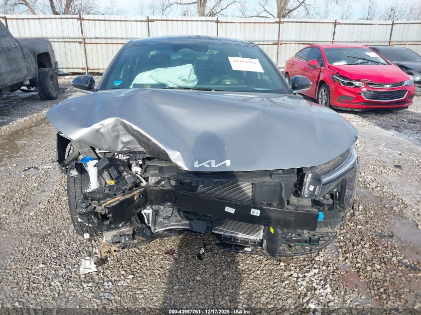 2025 Kia K4 Gt-Line VIN: 3KPFW4DE9SE048676 Lot: 43957761