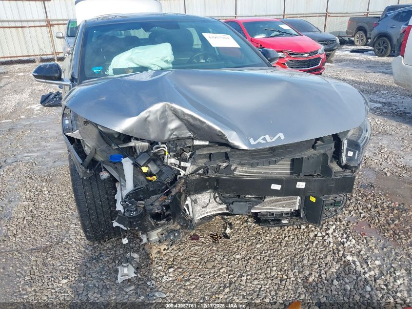 2025 Kia K4 Gt-Line VIN: 3KPFW4DE9SE048676 Lot: 43957761