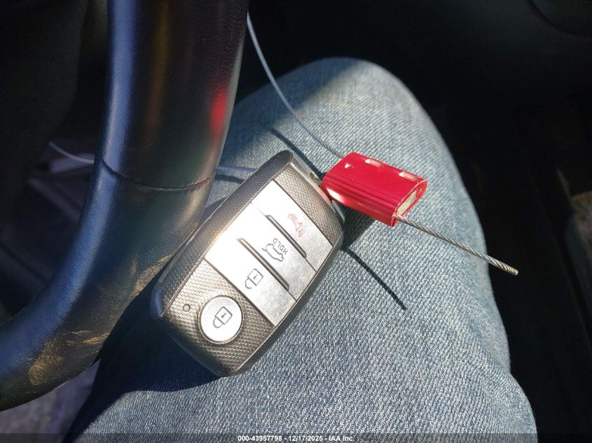 2018 Kia Sorento 3.3L Ex VIN: 5XYPH4A5XJG359005 Lot: 43957798