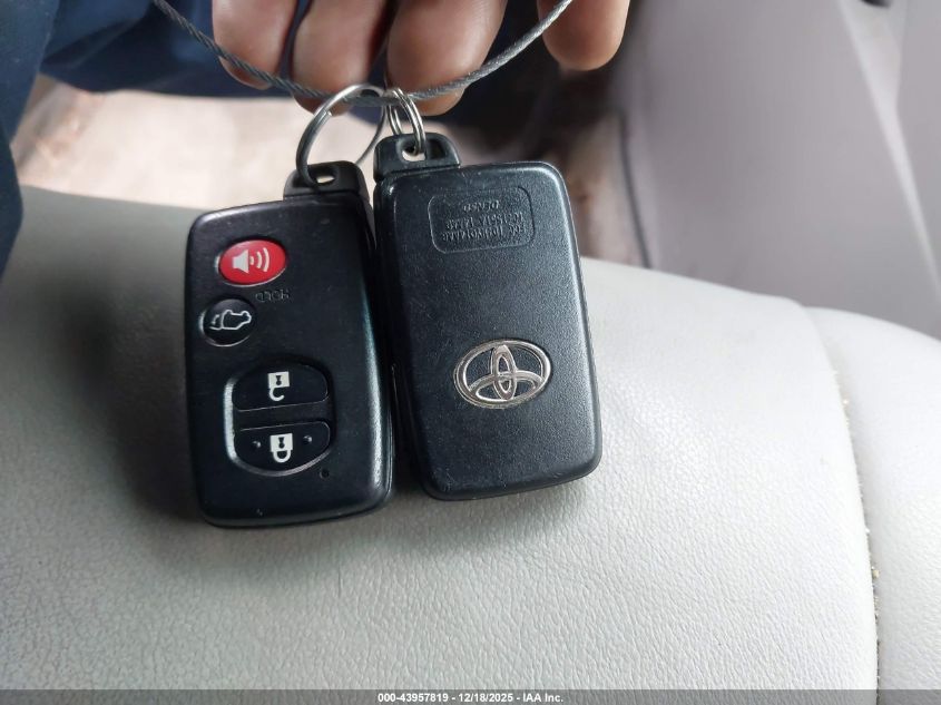 2008 Toyota Highlander Hybrid Limited VIN: JTEEW44A882014366 Lot: 43957819