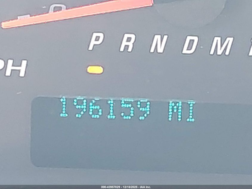 2017 Chevrolet Express Cutaway Work Van VIN: 1GB0GRFG6H1351798 Lot: 43957829