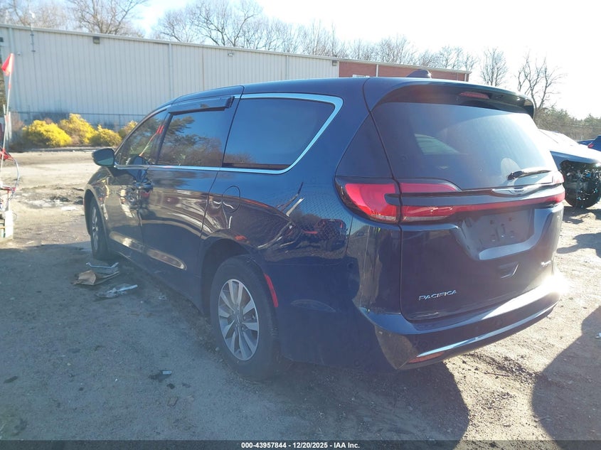 2023 Chrysler Pacifica Hybrid Touring L
