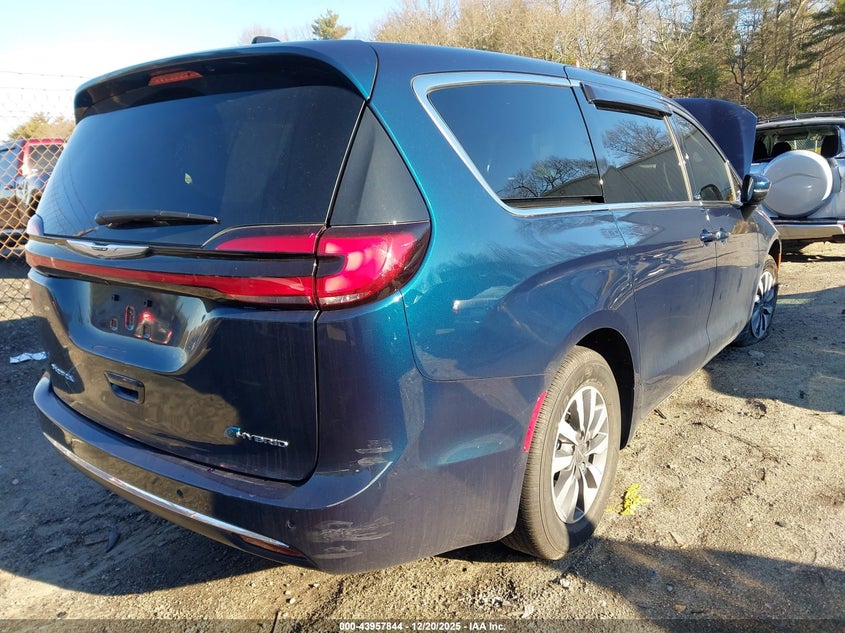 2023 Chrysler Pacifica Hybrid Touring L