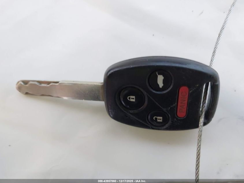 2011 Honda Pilot Touring VIN: 5FNYF4H9XBB056690 Lot: 43957860