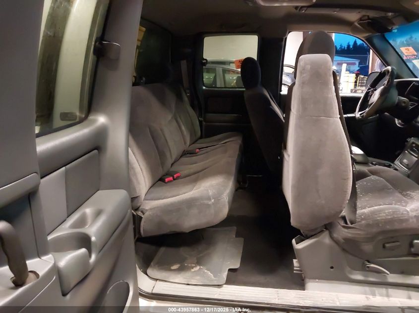 2002 Chevrolet Silverado 2500Hd Ls VIN: 1GCHK29U22E108091 Lot: 43957863