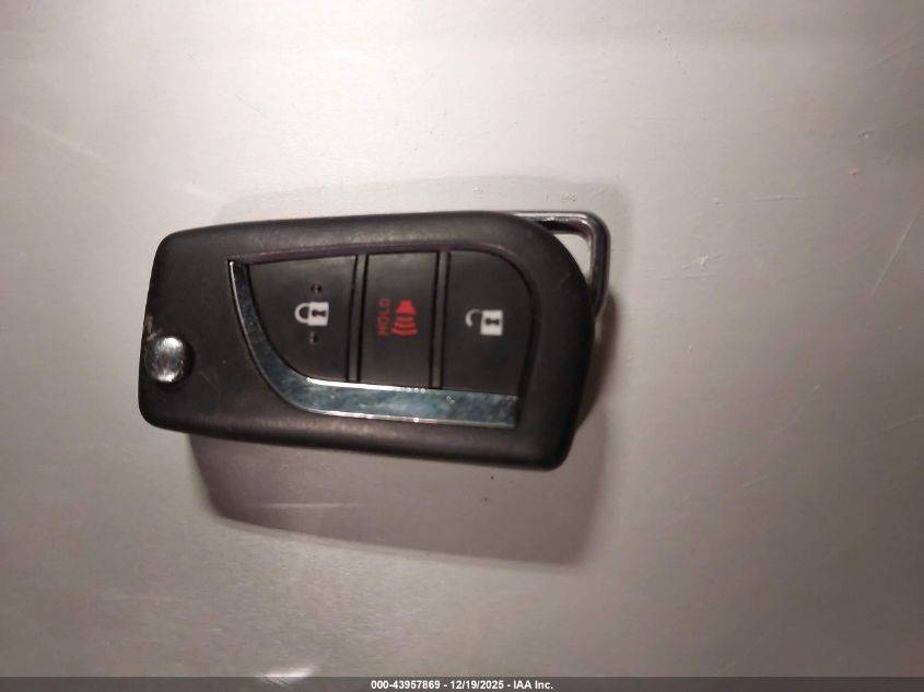 2019 Toyota Rav4 Hybrid Le VIN: JTMLWRFV7KD018445 Lot: 43957869