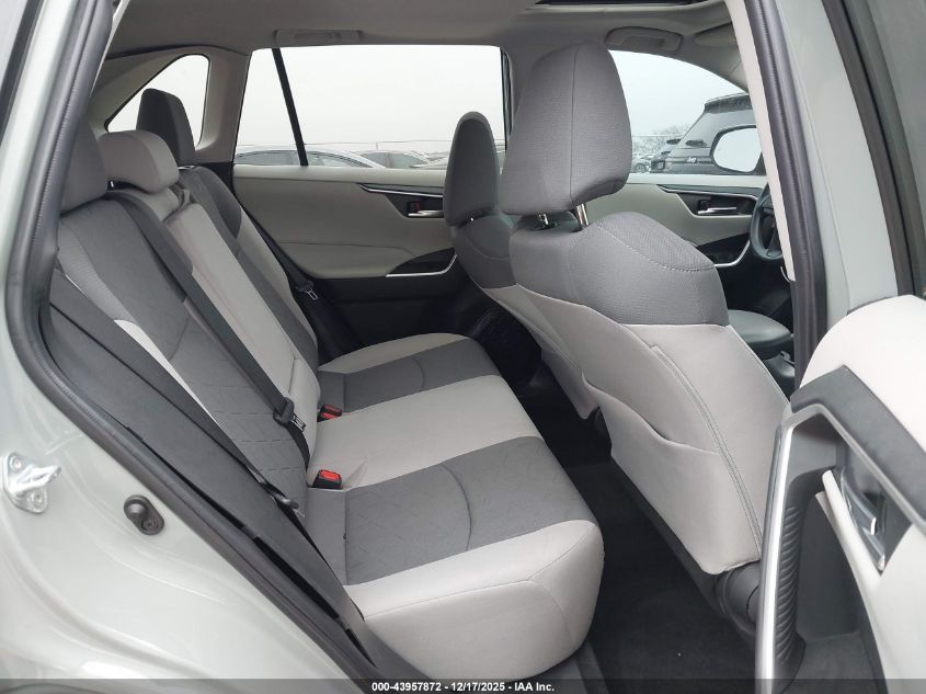 2022 Toyota Rav4 Xle VIN: 2T3W1RFV2NW193821 Lot: 43957872