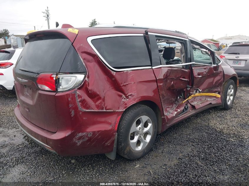 2017 Chrysler Pacifica Touring-L Plus