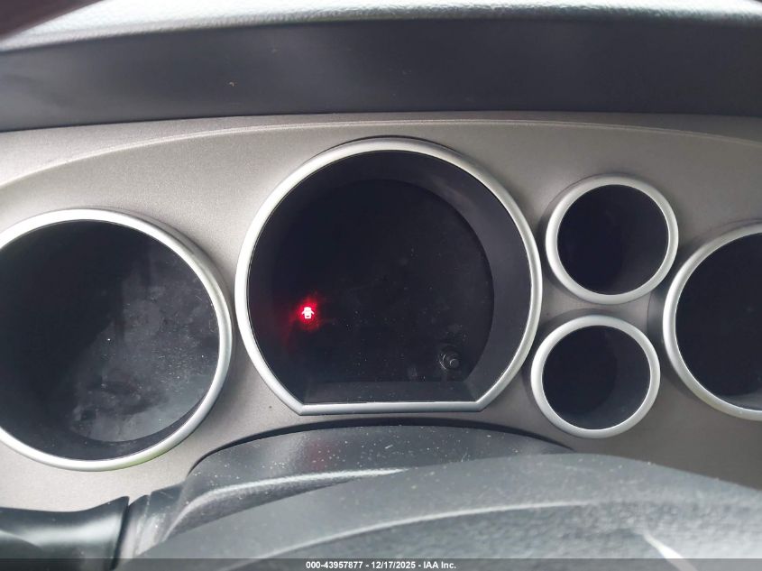 2013 Toyota Sequoia Platinum 5.7L V8 VIN: 5TDYY5G14DS046988 Lot: 43957877