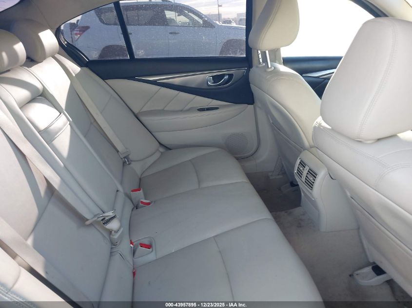 2015 Infiniti Q50 Premium VIN: JN1BV7AR1FM421830 Lot: 43957895