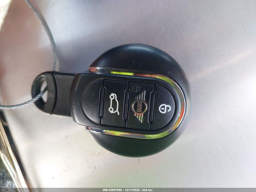 2019 Mini Hardtop Cooper VIN: WMWXP5C5XK2H30083 Lot: 43957898