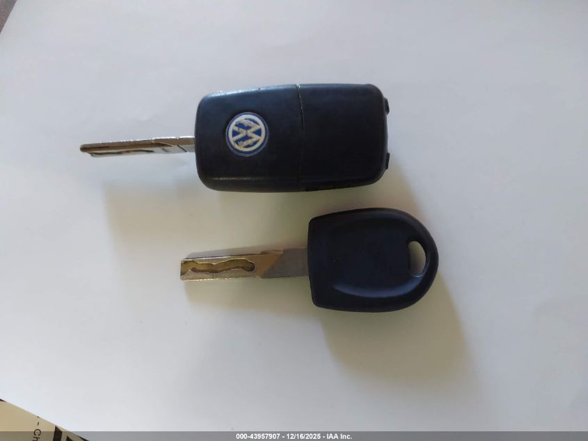 2008 Volkswagen Gti 4-Door VIN: WVWHV71K18W266990 Lot: 43957907