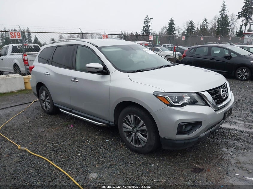2019 Nissan Pathfinder Sv