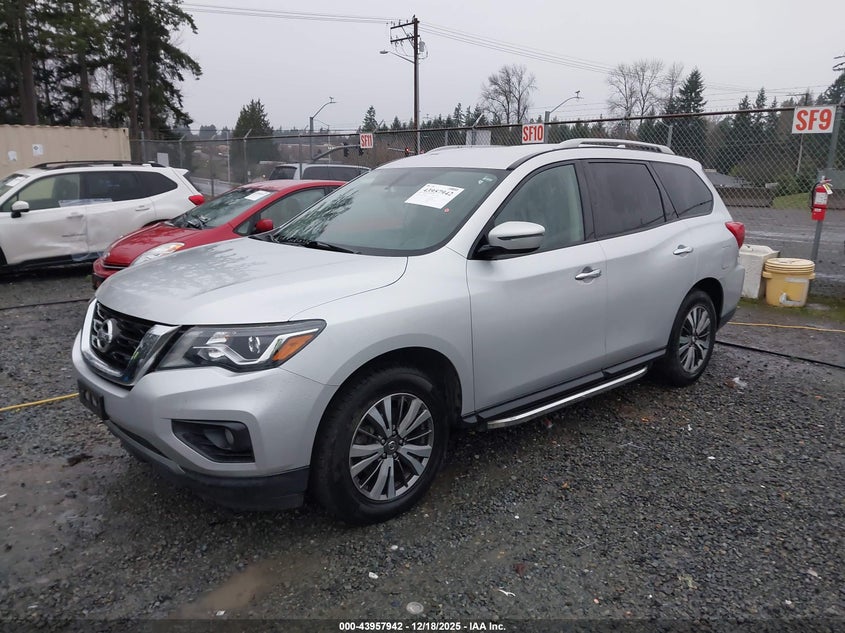 2019 Nissan Pathfinder Sv