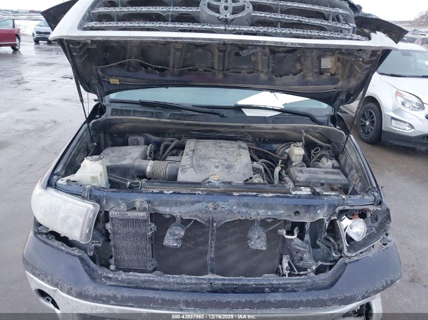 2008 Toyota Tundra Base 5.7L V8 VIN: 5TFBV54188X077552 Lot: 43957960