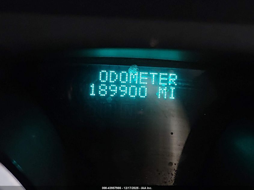 2011 Chevrolet Traverse Ls VIN: 1GNKREED0BJ320835 Lot: 43957986