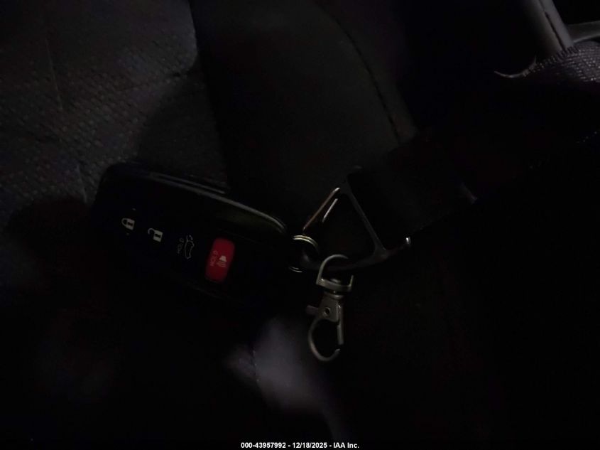 2020 Toyota Rav4 Xle VIN: 2T3P1RFV1LC088108 Lot: 43957992