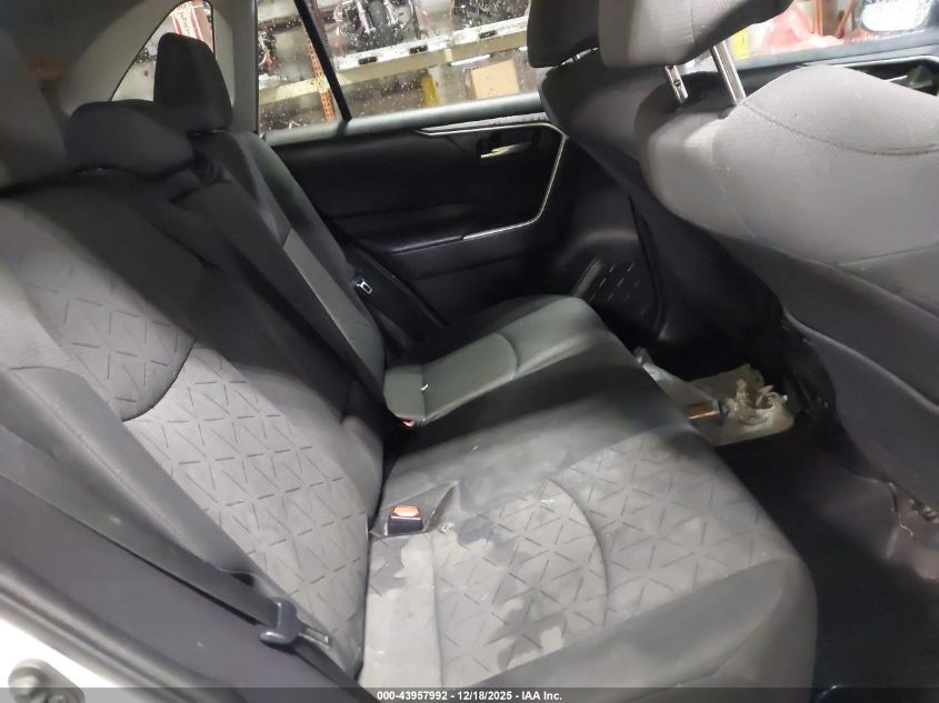 2020 Toyota Rav4 Xle VIN: 2T3P1RFV1LC088108 Lot: 43957992