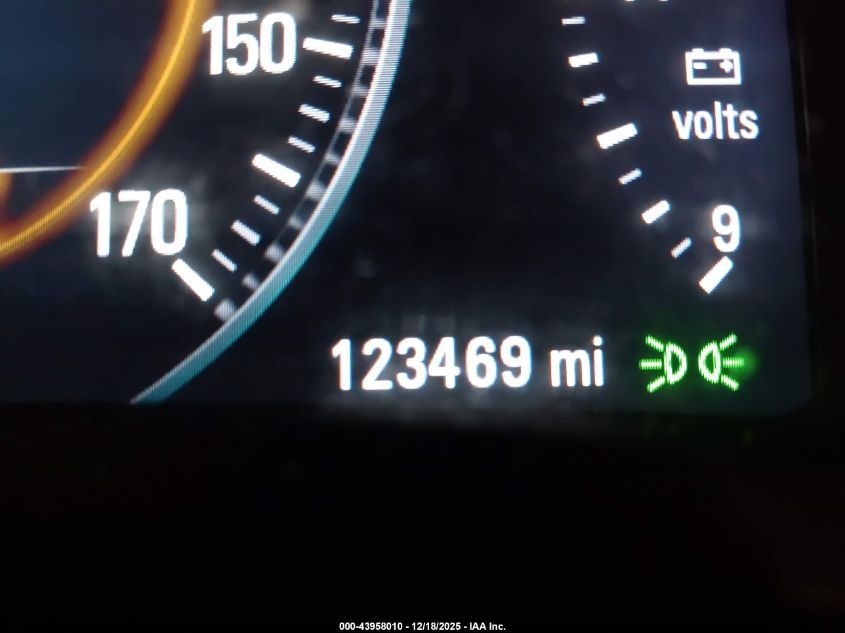 2014 Buick Lacrosse Leather Group VIN: 1G4GB5G3XEF100743 Lot: 43958010