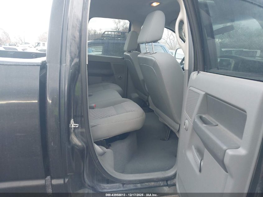 2007 Dodge Ram 1500 Slt/Trx4 Off Road/Sport VIN: 1D7HU18N47S159718 Lot: 43958013