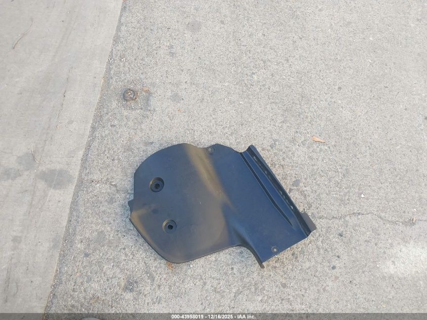 2000 Chevrolet Prizm VIN: 1Y1SK548XYZ424322 Lot: 43958019