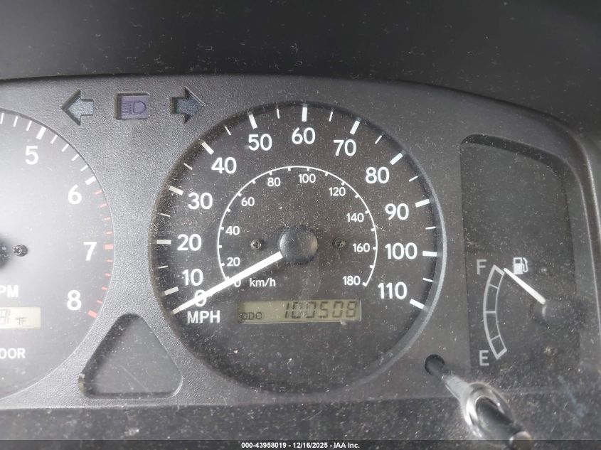 2000 Chevrolet Prizm VIN: 1Y1SK548XYZ424322 Lot: 43958019