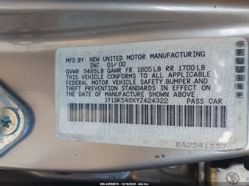 2000 Chevrolet Prizm VIN: 1Y1SK548XYZ424322 Lot: 43958019