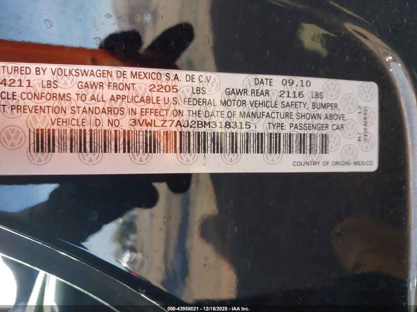 2011 Volkswagen Jetta 2.5L Sel VIN: 3VWLZ7AJ2BM318315 Lot: 43958021