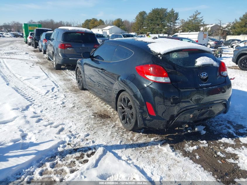 2013 Hyundai Veloster Base W/Gray VIN: KMHTC6AD8DU114637 Lot: 43958024