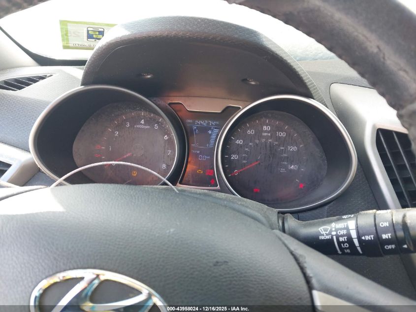 2013 Hyundai Veloster Base W/Gray VIN: KMHTC6AD8DU114637 Lot: 43958024