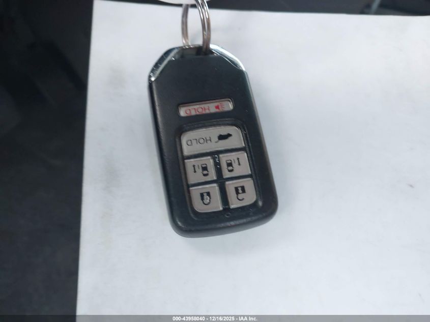 2015 Honda Odyssey Ex-L VIN: 5FNRL5H68FB121986 Lot: 43958040