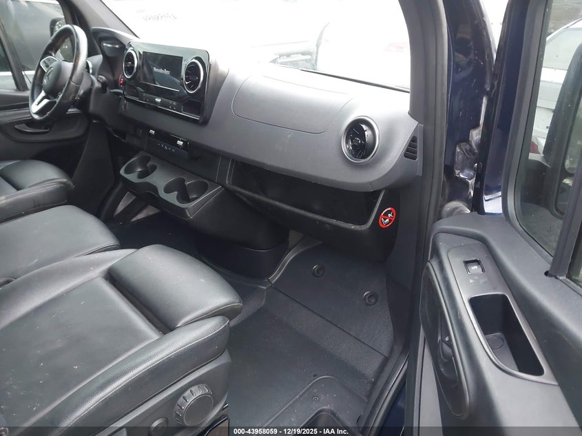 VIN W1W4ECHY0LT032274 2020 MERCEDES-BENZ SPRINTER 2500 HIGH ROOF V6
