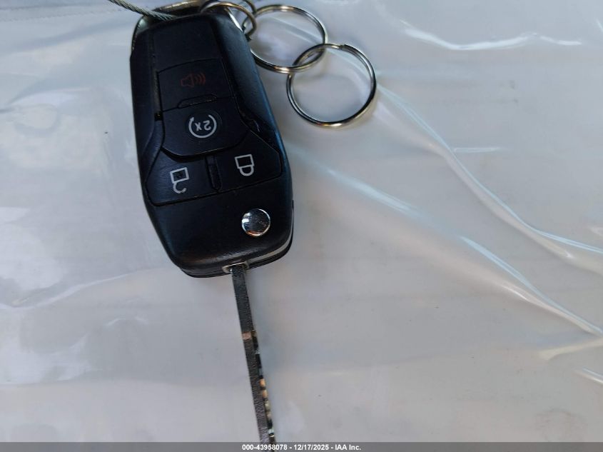 2019 Ford F-150 Xlt VIN: 1FTEW1CP5KKD56745 Lot: 43958078