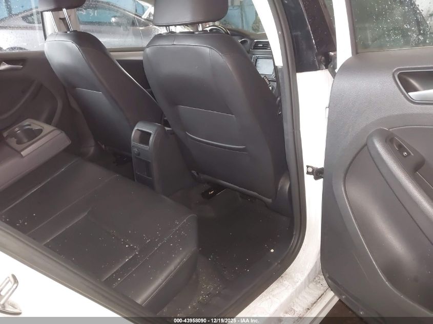 2017 Volkswagen Jetta 1.4T Se VIN: 3VWDB7AJ2HM205207 Lot: 43958090