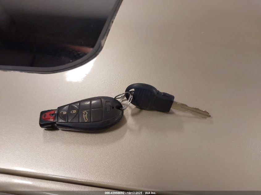 2010 Chrysler 300 Limited VIN: 2C3CA3CV0AH189043 Lot: 43958092