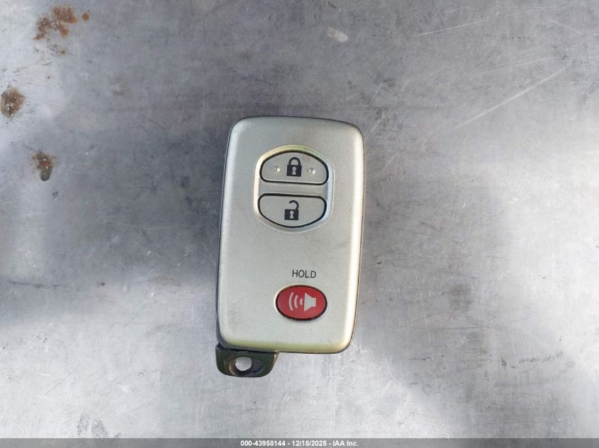 2014 Toyota Land Cruiser V8 VIN: JTMHY7AJ0E4022155 Lot: 43958144