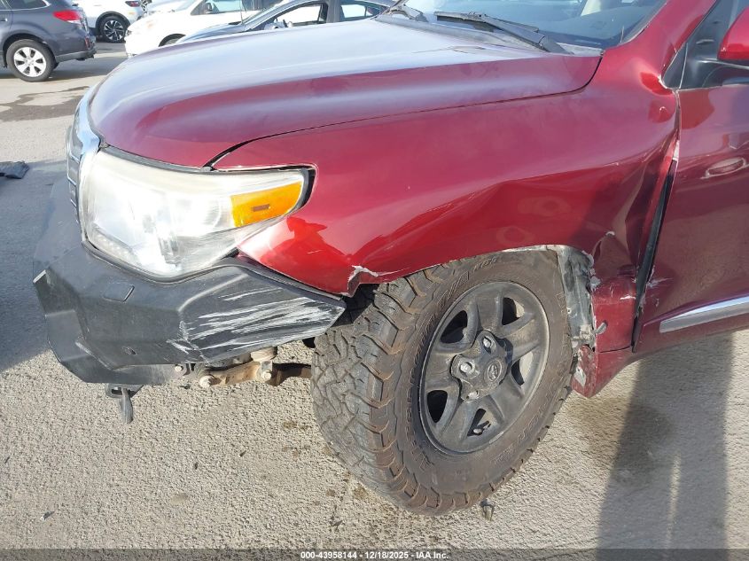 2014 Toyota Land Cruiser V8 VIN: JTMHY7AJ0E4022155 Lot: 43958144