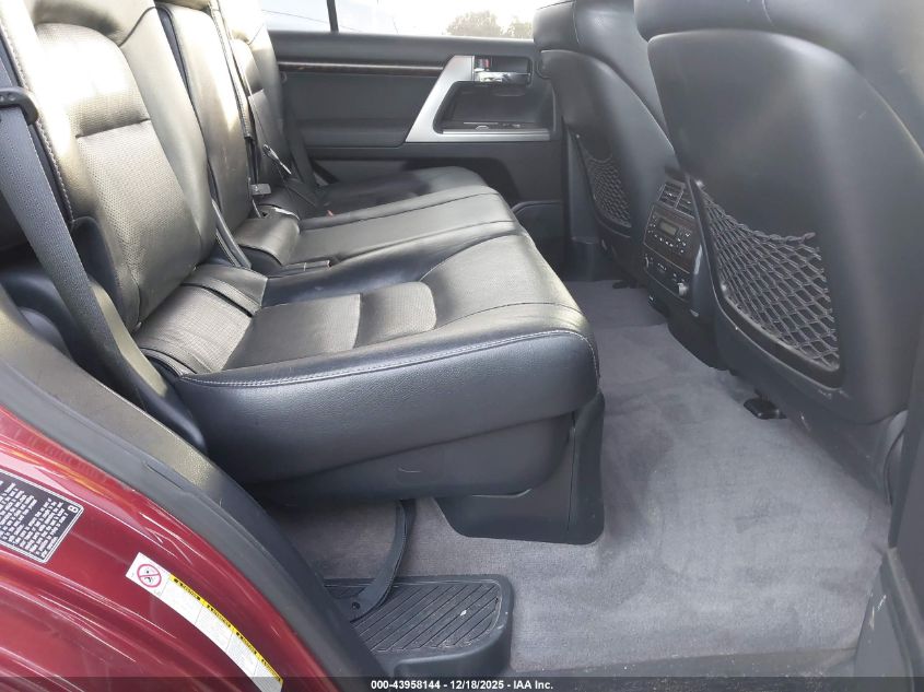2014 Toyota Land Cruiser V8 VIN: JTMHY7AJ0E4022155 Lot: 43958144
