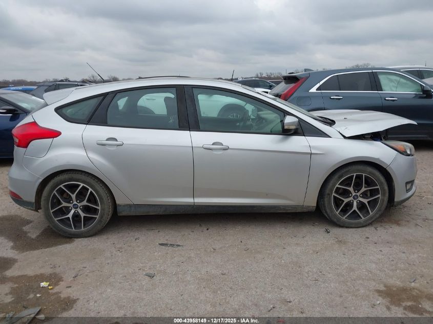 2017 Ford Focus Sel VIN: 1FADP3M28HL332519 Lot: 43958149