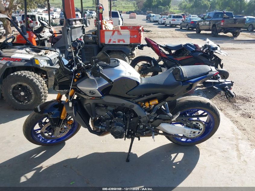 2025 Yamaha Mt09 Sp VIN: JYARN95Y7SA000422 Lot: 43958169