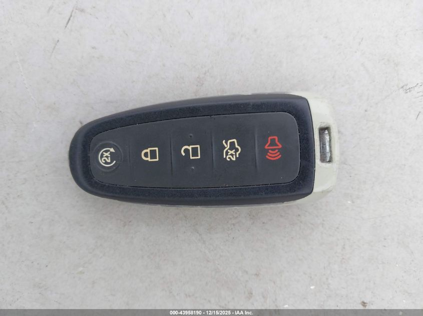 2014 Ford Focus Titanium VIN: 1FADP3N25EL143272 Lot: 43958190