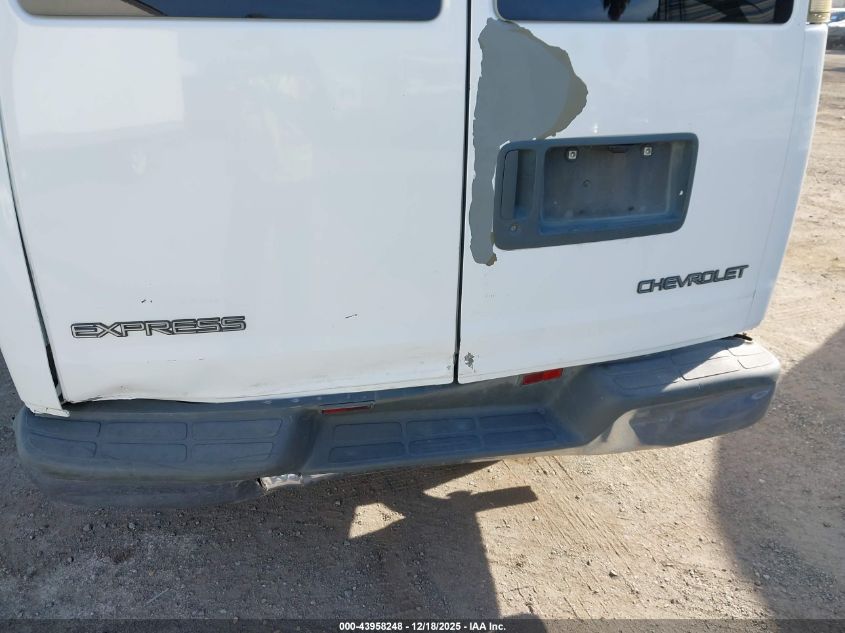 2002 Chevrolet Express VIN: 1GAHG39R021187599 Lot: 43958248
