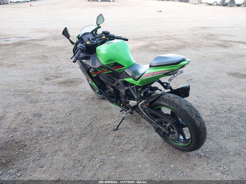 VIN ML5ZXCS14PDA01338 2023 KAWASAKI ZX400 S