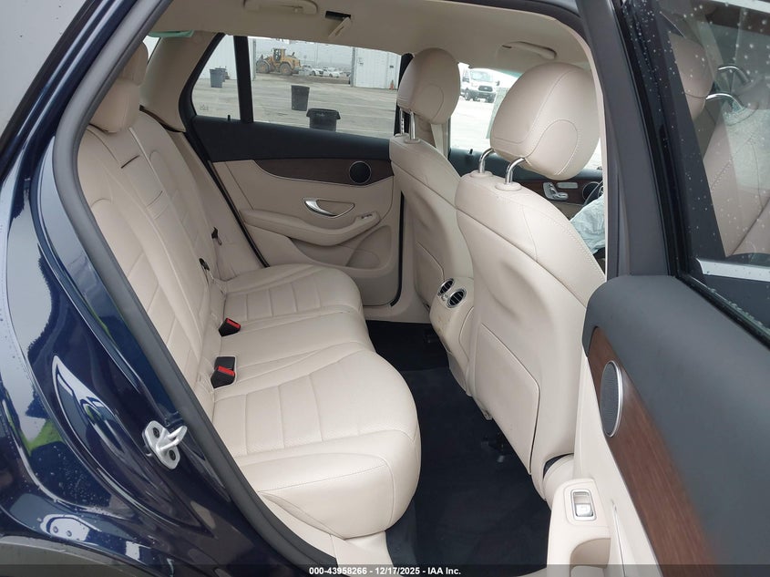 VIN W1N0G8DB9MF954358 2021 MERCEDES-BENZ GLC 300 SUV