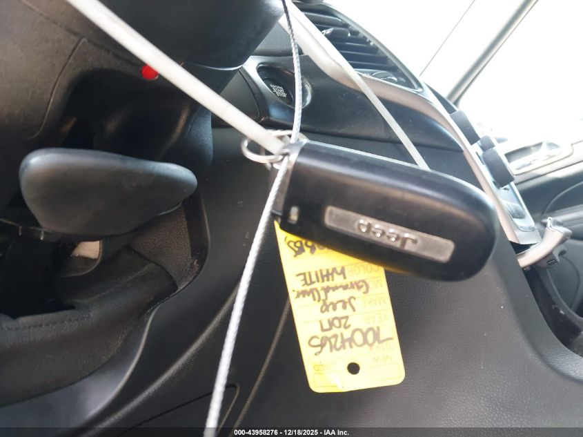 2017 Jeep Grand Cherokee Laredo 4X2 VIN: 1C4RJEAG6HC702234 Lot: 43958276