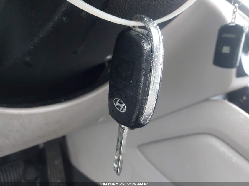 2018 Hyundai Tucson Se VIN: KM8J2CA43JU703504 Lot: 43958279