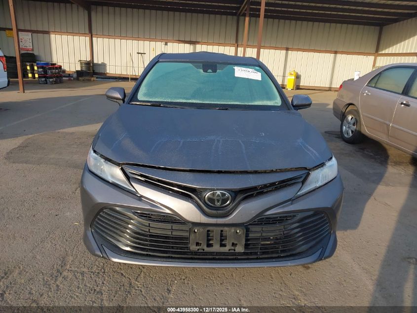 2019 Toyota Camry Le VIN: 4T1B11HK8KU826054 Lot: 43958300