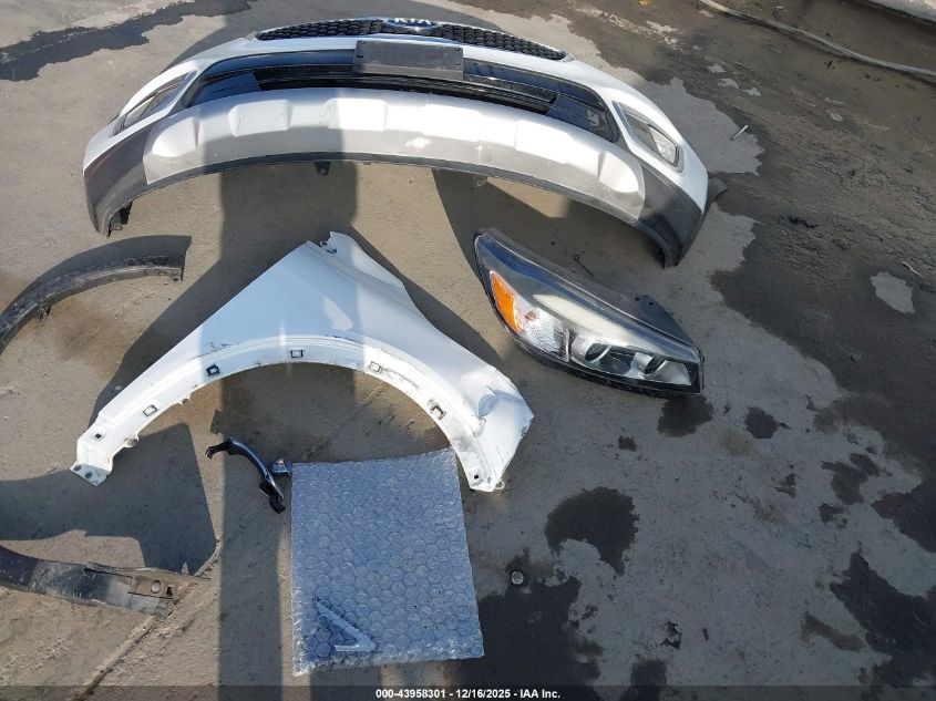 2017 Kia Sorento 3.3L Ex VIN: 5XYPH4A56HG315299 Lot: 43958301